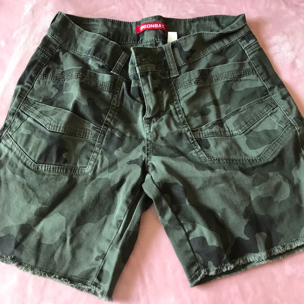 Union Bay size 7